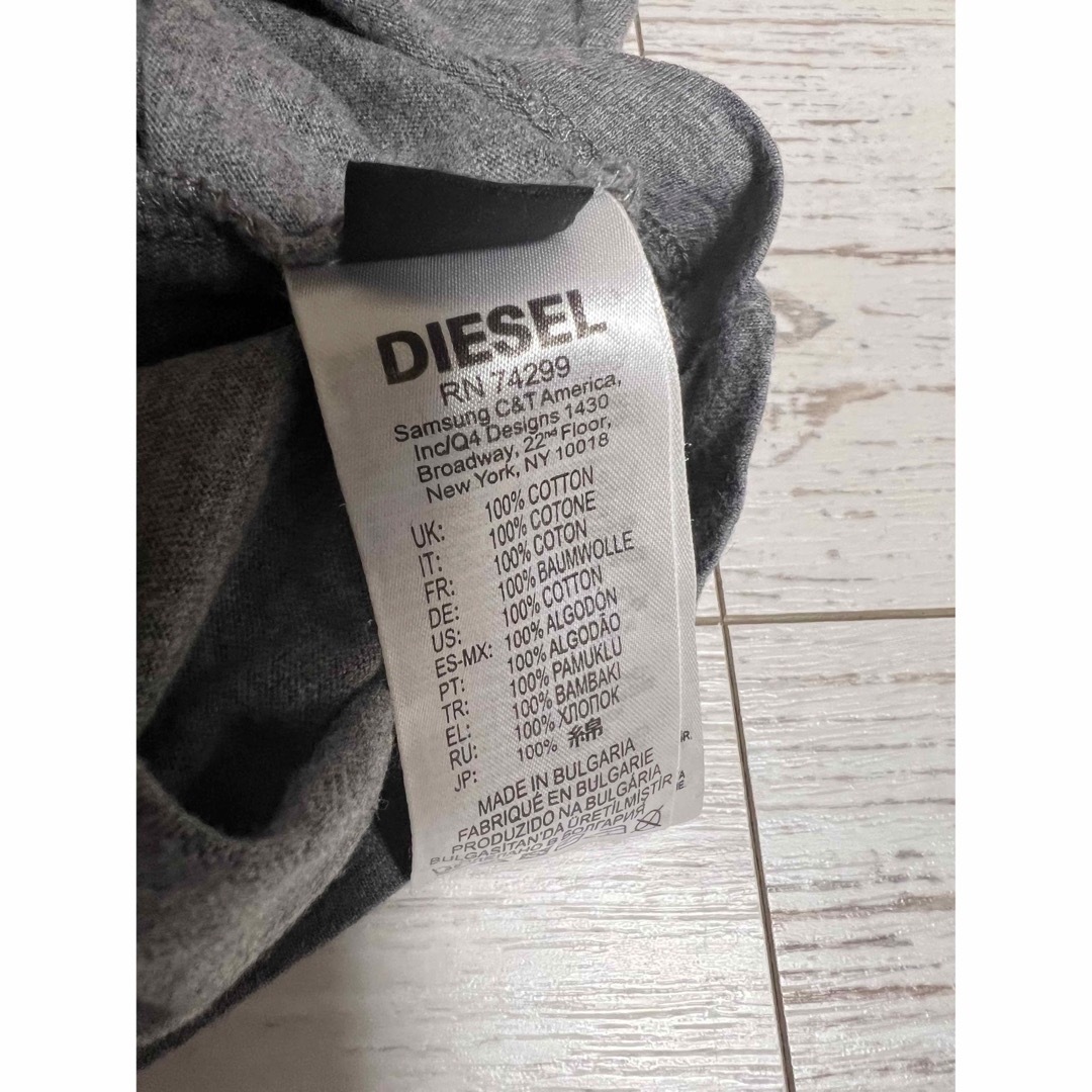 DIESEL(ディーゼル)のディーゼル　ロゴカットソーsize100〜110 キッズ/ベビー/マタニティのキッズ服男の子用(90cm~)(Tシャツ/カットソー)の商品写真