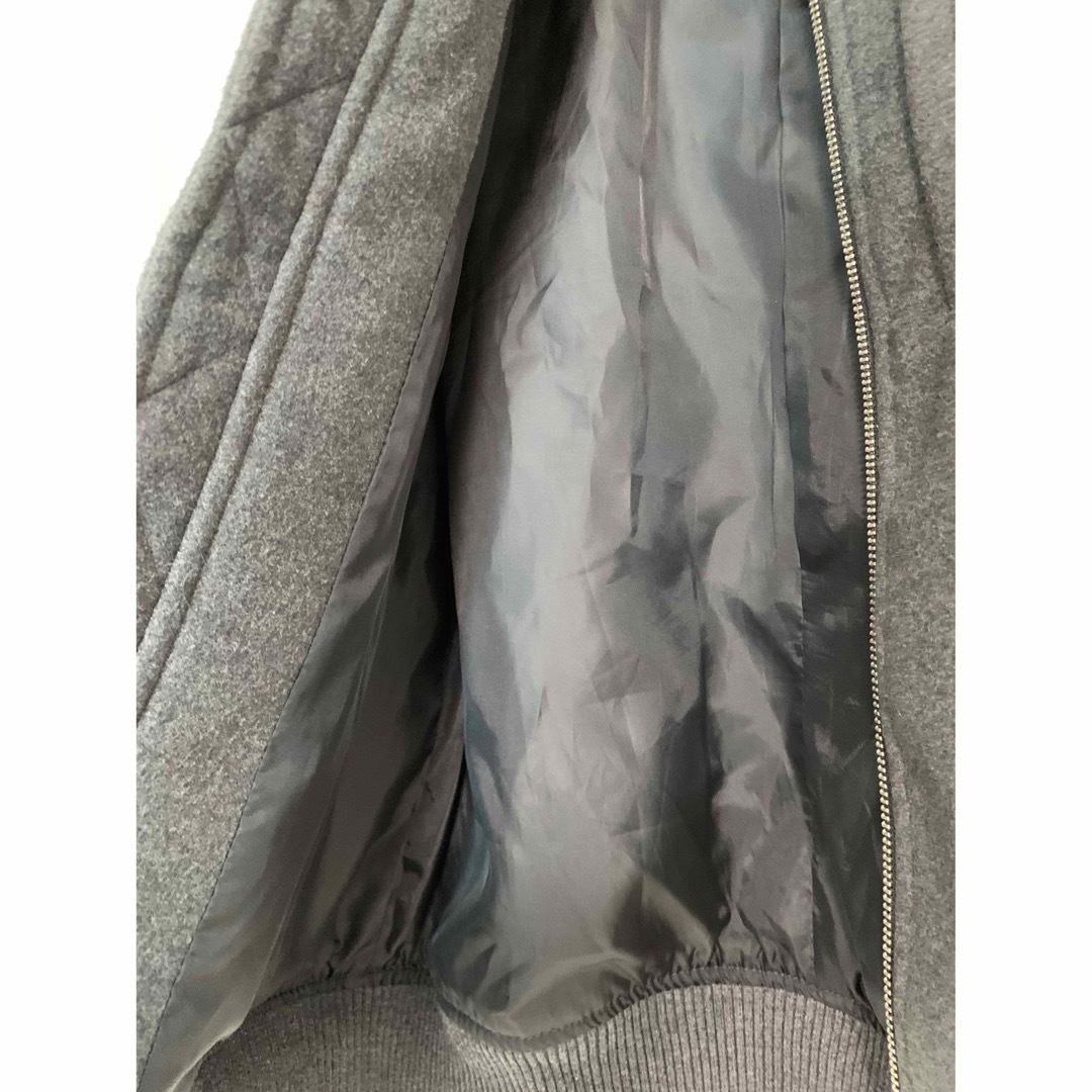 ABAHOUSE(アバハウス)のABAHOUSE ecru ジップブルゾン アバハウス メンズのジャケット/アウター(ブルゾン)の商品写真