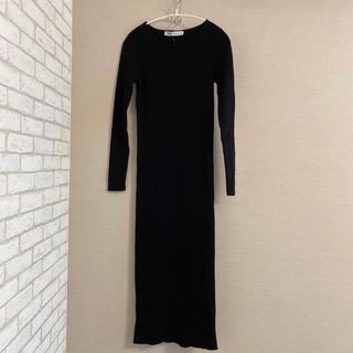 ザラ(ZARA)の新品タグ付き　ZARA ニットワンピース　リブワンピース(ロングワンピース/マキシワンピース)