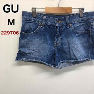 ジーユー(GU)のGU デニムショートパンツ　Mサイズ　229706(ショートパンツ)