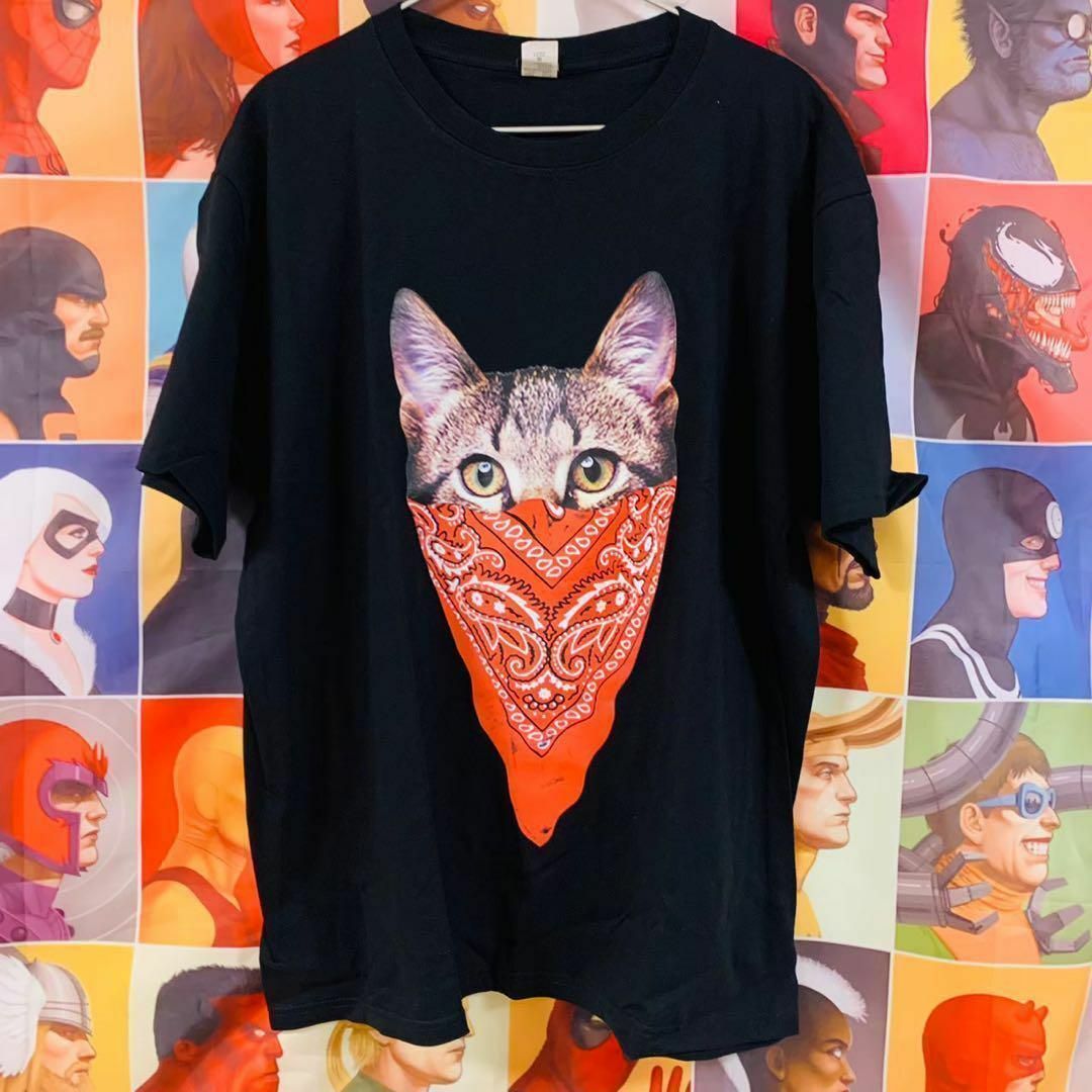 ネコ　Tシャツ メンズ　スカーフキャット　黒地　動物　ペット　アニマル　可愛い