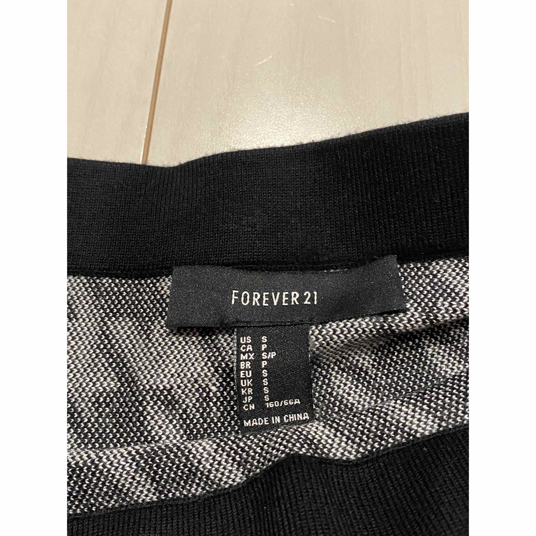 FOREVER 21(フォーエバートゥエンティーワン)のFOREVER21 ミニスカート　格子柄 レディースのスカート(ミニスカート)の商品写真