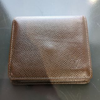 ルイヴィトン(LOUIS VUITTON)のLOUIS VUITTON 2つ折り財布 タイガ(折り財布)