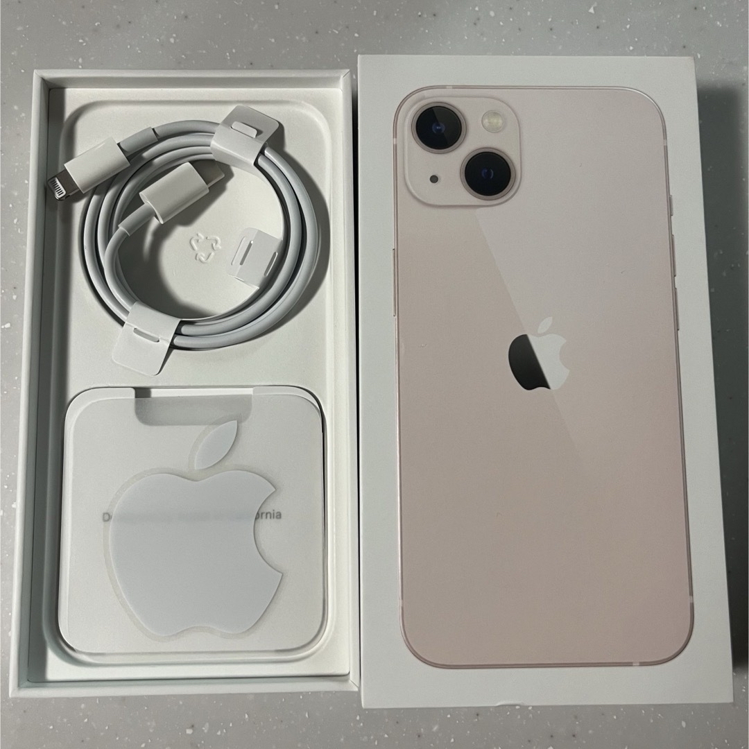 Apple(アップル)のiphone 13 ピンク pink 128gb SIMフリー  スマホ/家電/カメラのスマートフォン/携帯電話(スマートフォン本体)の商品写真