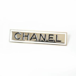 CHANEL ♡ 隠れロゴ ブローチ