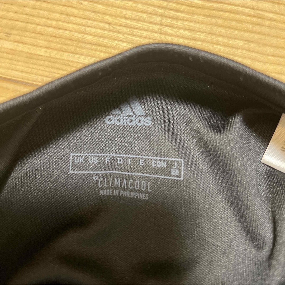 adidas(アディダス)のadidas 半袖シャツ キッズ/ベビー/マタニティのキッズ服男の子用(90cm~)(Tシャツ/カットソー)の商品写真