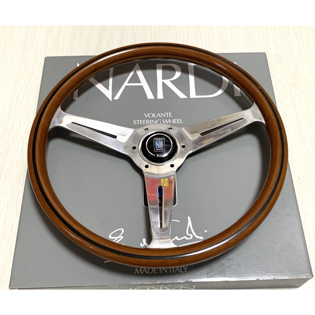 希少【NARDI Classic】36.5Φ ウッドステアリング　ナルディ