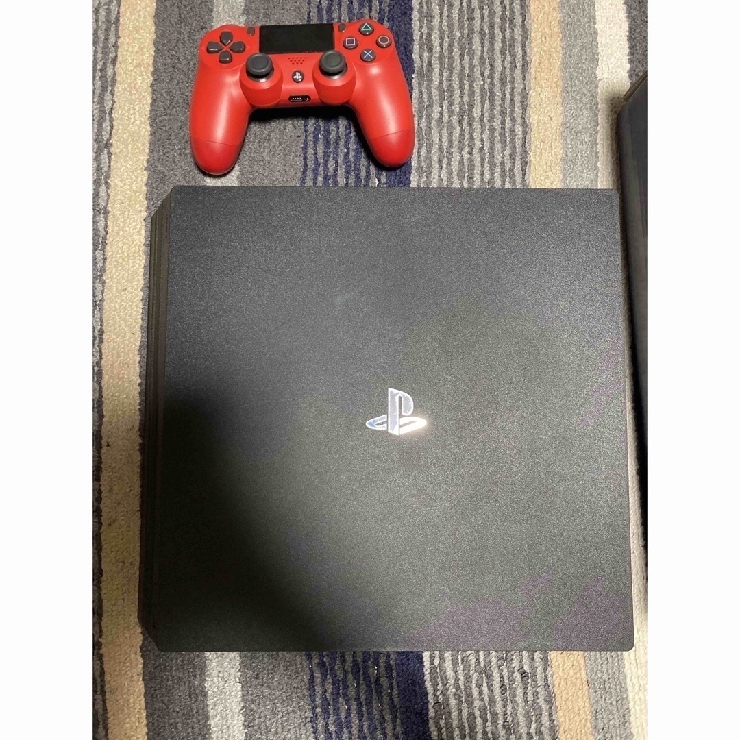 PS4 Pro 本体