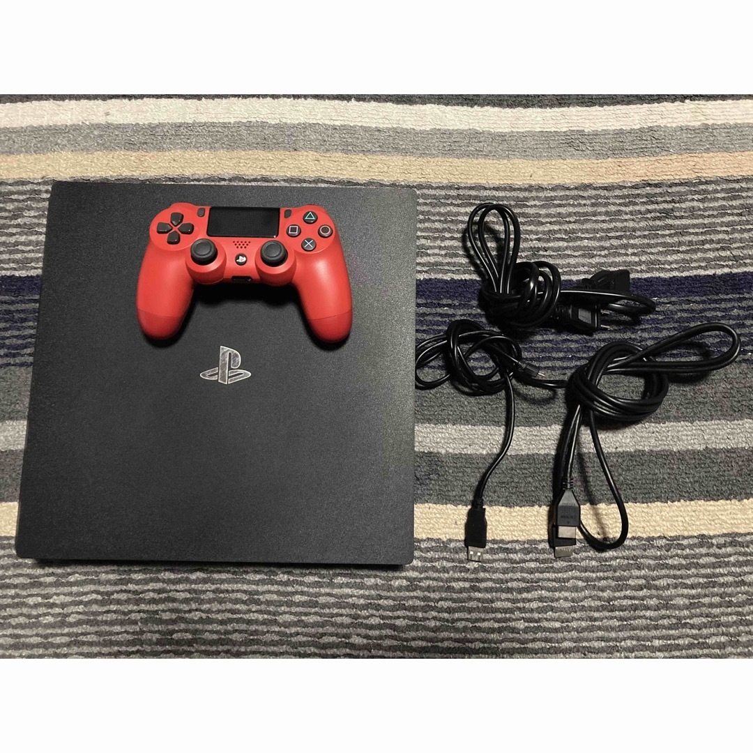 PS4 Pro 本体