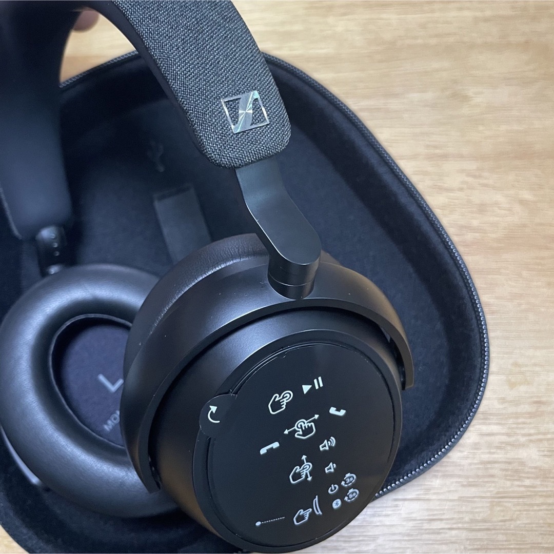 SENNHEISER   ゼンハイザー Sennheiser MOMENTUM 4 Wireless の通販 by