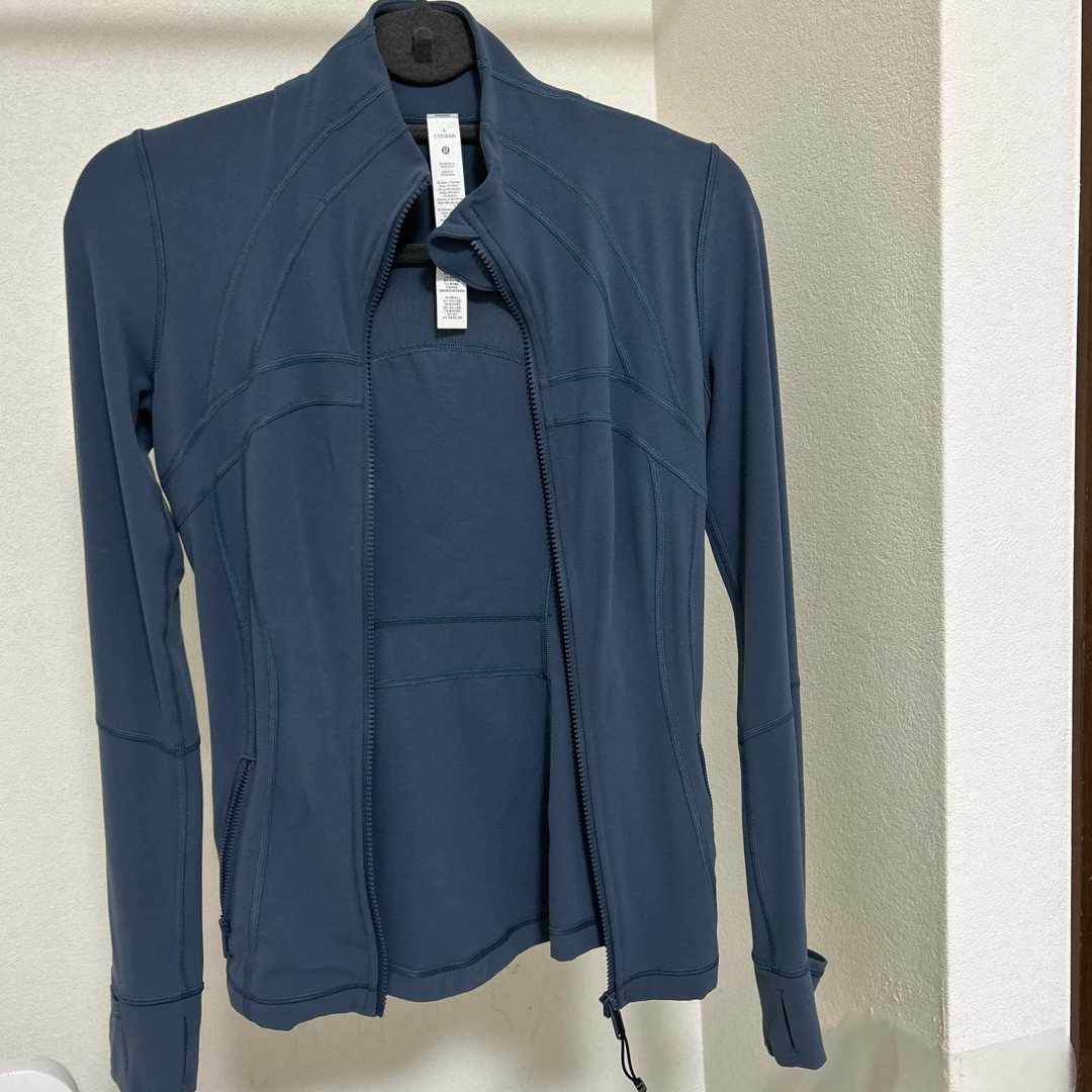 lululemon(ルルレモン)のDefine Jacket  Luon レディースのジャケット/アウター(ブルゾン)の商品写真