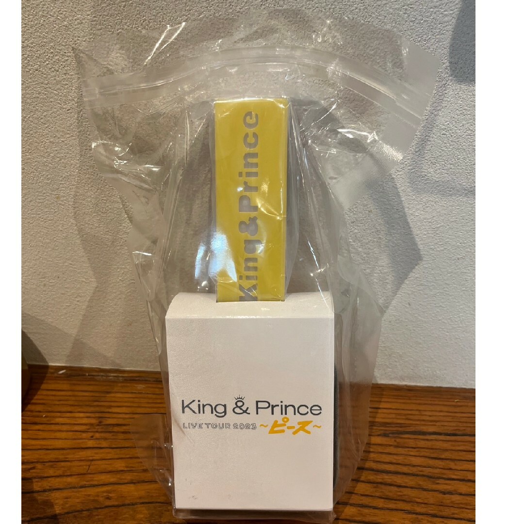 King & Prince(キングアンドプリンス)のキンプリラペンライト新品 チケットの音楽(男性アイドル)の商品写真