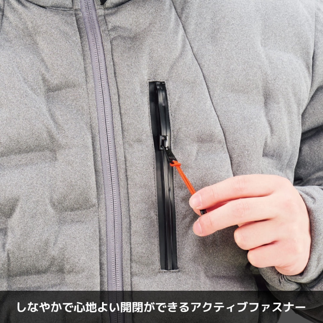 ワークマン　エアロストレッチアルティメットフーデッドパーカー　オレンジLL メンズのジャケット/アウター(ダウンジャケット)の商品写真