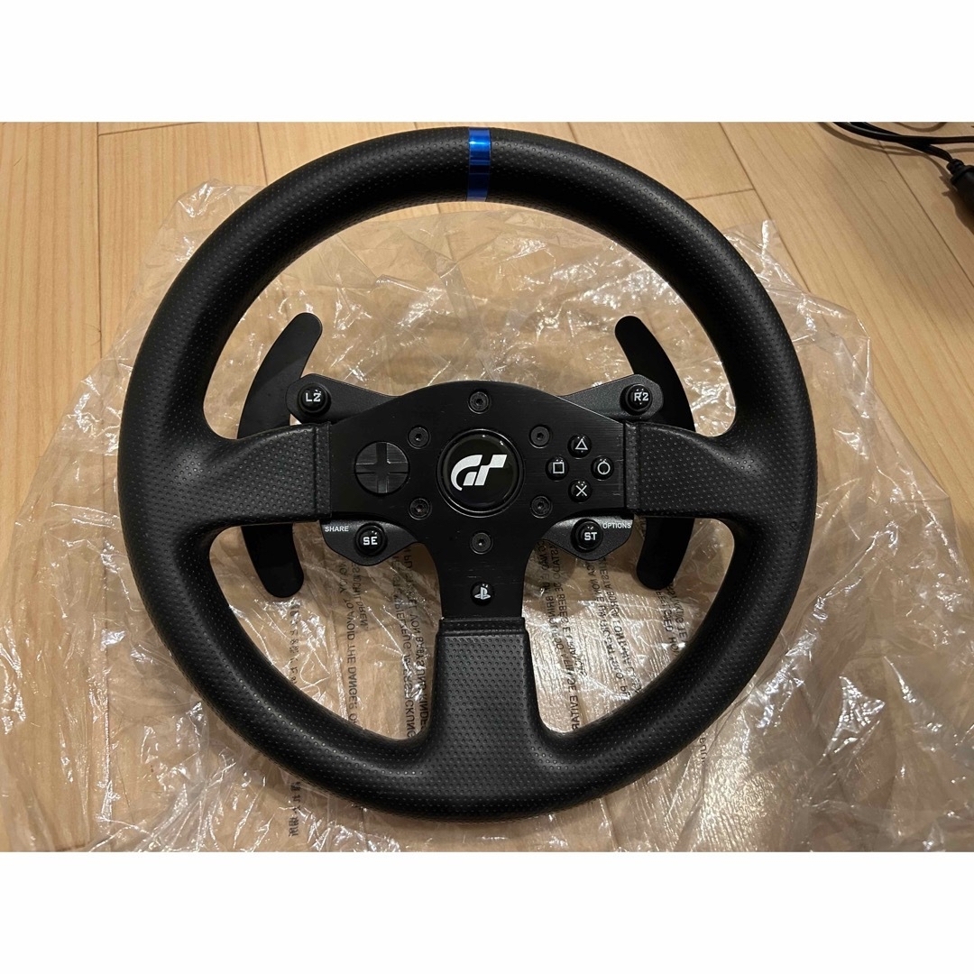 PlayStation4(プレイステーション4)のTHRUSTMASTER t300rs gtedition スマホ/家電/カメラのPC/タブレット(PC周辺機器)の商品写真