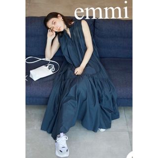 エミ(emmi)のemmi エミ　emmi atelier ショルダーバッグ　バッグ　人気　完売(ショルダーバッグ)