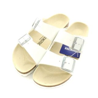 ビルケンシュトック(BIRKENSTOCK)のビルケンシュトック アリゾナ サンダル レザー 24.0cm 白 0051733(サンダル)