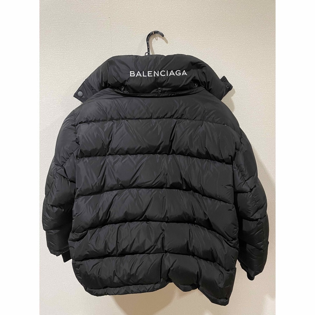 Balenciaga(バレンシアガ)のrajimolala様専用 レディースのジャケット/アウター(ダウンジャケット)の商品写真