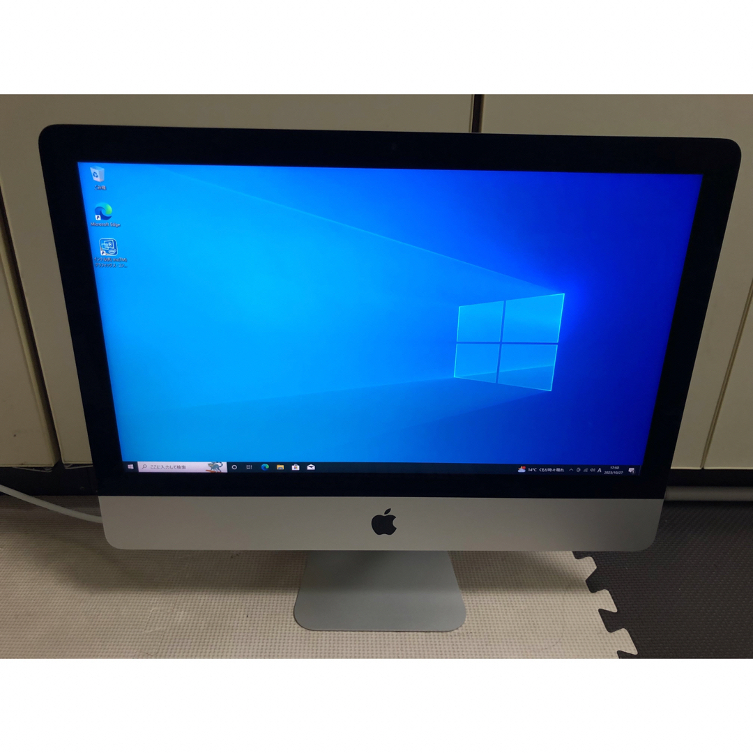 Apple(アップル)のApple Imac 21.5 4K SSD 16GB office Win スマホ/家電/カメラのPC/タブレット(デスクトップ型PC)の商品写真