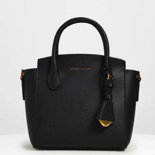 チャールズアンドキース(Charles and Keith)のチャールズアンドキース　CHARLES&KEITH ショルダーバッグ ブラック(ショルダーバッグ)