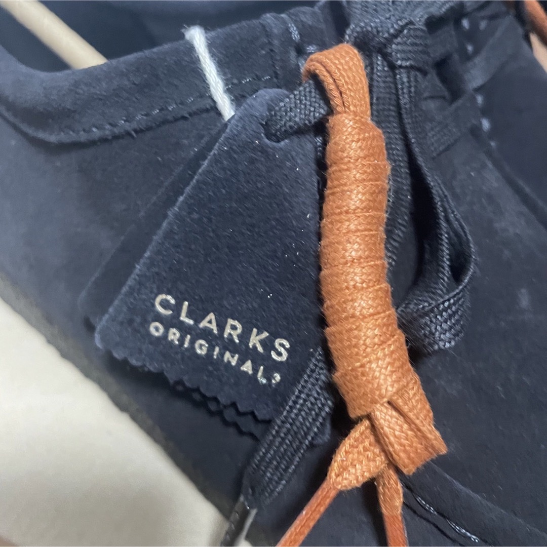 Clarks(クラークス)の最安値　新品未使用　クラークス　ワラビー　28.5cm   ブラック メンズの靴/シューズ(スリッポン/モカシン)の商品写真