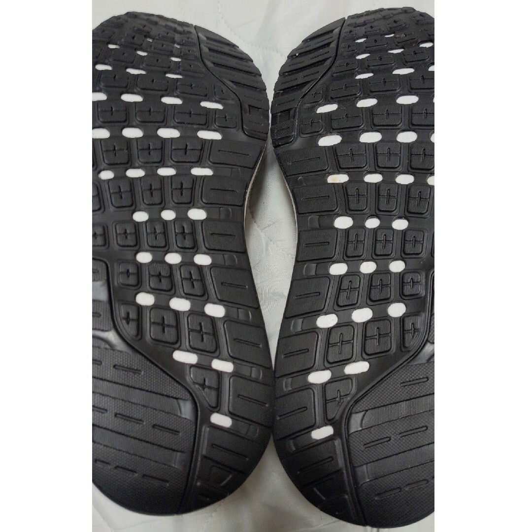 adidas(アディダス)のアディダス　スニーカー　27cm メンズの靴/シューズ(スニーカー)の商品写真