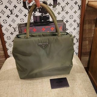 プラダ バッグ(グリーン・カーキ/緑色系)の通販 500点以上 | PRADAを