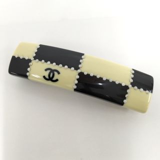 シャネル(CHANEL)のCHANEL バレッタ ココマーク プラスチック アイボリー ブラック 02A(バレッタ/ヘアクリップ)