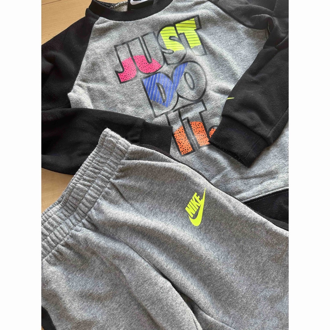 NIKE(ナイキ)のNIKE セットアップ キッズ/ベビー/マタニティのキッズ服男の子用(90cm~)(その他)の商品写真