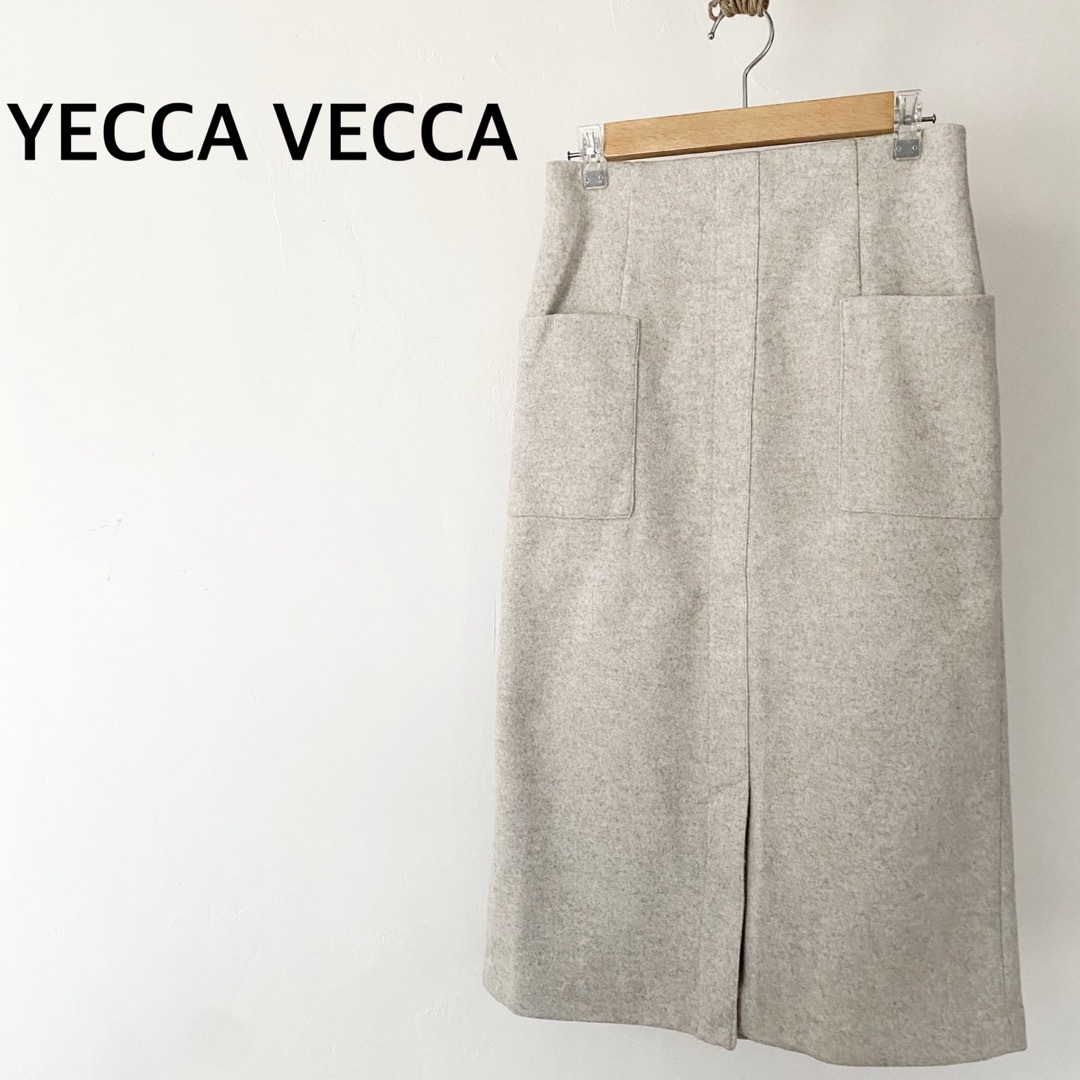 YECCA VECCA(イェッカヴェッカ)のYECCA VECCA イェッカヴェッカ　スリット入り　スカート　フェルト レディースのスカート(ロングスカート)の商品写真