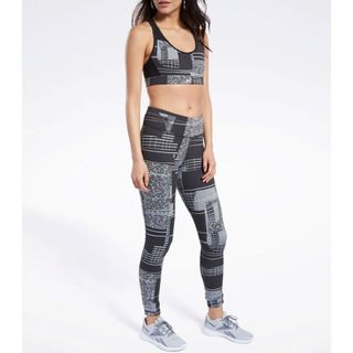 リーボック(Reebok)の激安　完売　リーボック　ブラトップレギンスセット　ヨガ　ピラティス　トレーニング(ヨガ)