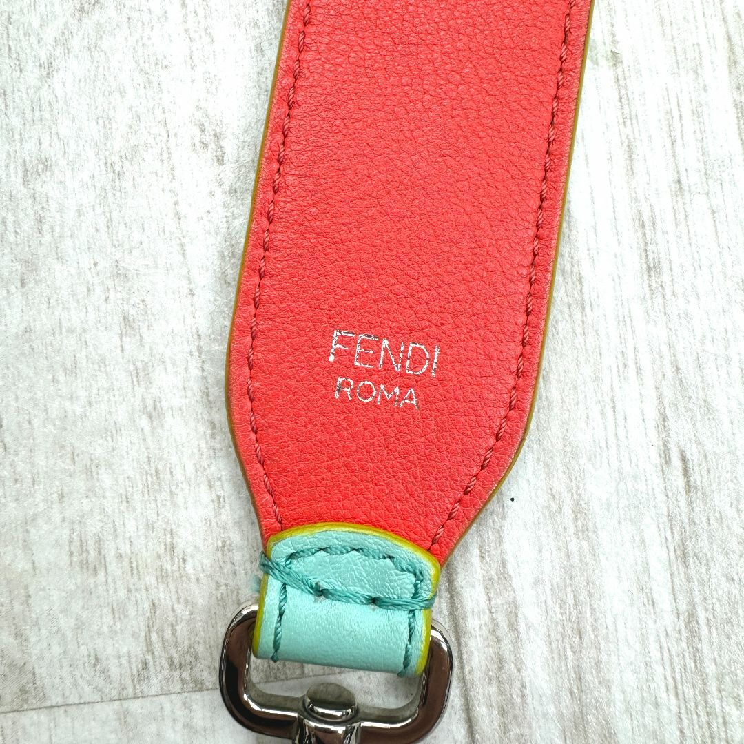 フェンディ FENDI ショルダーストラップ ストラップユー バイカラーバッグ