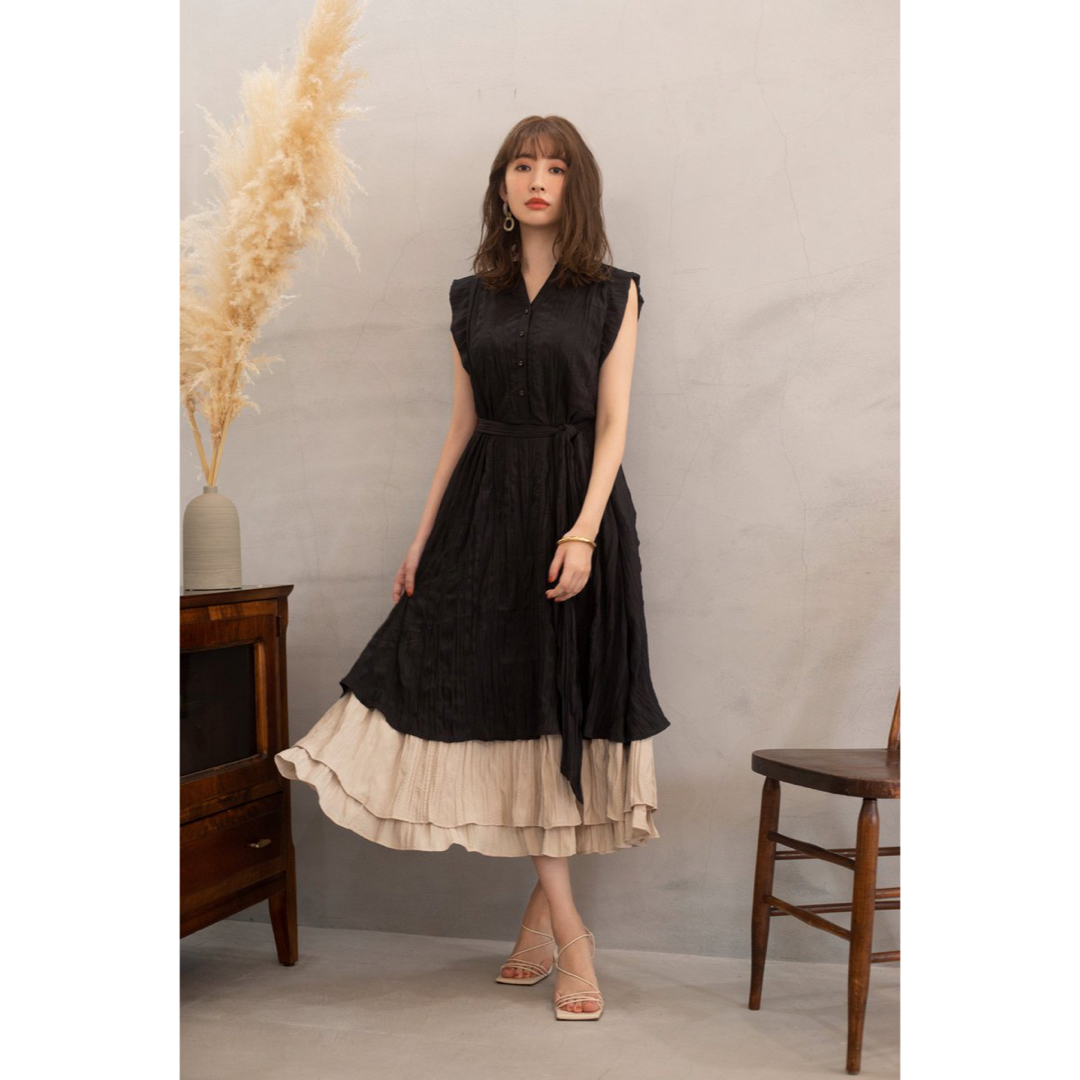 Two-Tone Midsummer Dress | black | フリマアプリ ラクマ