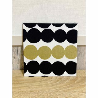 マリメッコ(marimekko)のマリメッコ marimekko ラシィマット ゴールド ファブリックパネル(インテリア雑貨)