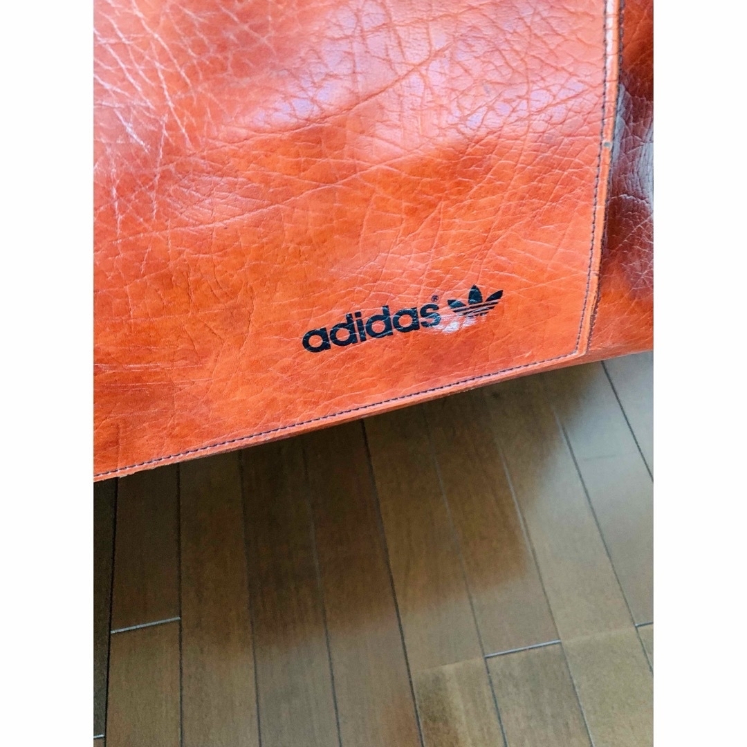 adidas(アディダス)のadidas ビンテージボストンバッグ vintage ブラウン メンズのバッグ(ボストンバッグ)の商品写真