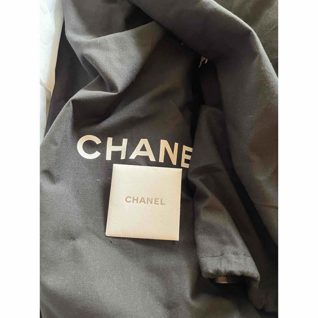 CHANEL(シャネル)のCHANELシャネルキルティング　マトラッセロングブーツ ブラック　37.5 レディースの靴/シューズ(ブーツ)の商品写真