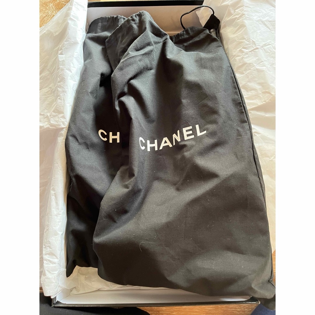 CHANEL(シャネル)のCHANELシャネルキルティング　マトラッセロングブーツ ブラック　37.5 レディースの靴/シューズ(ブーツ)の商品写真