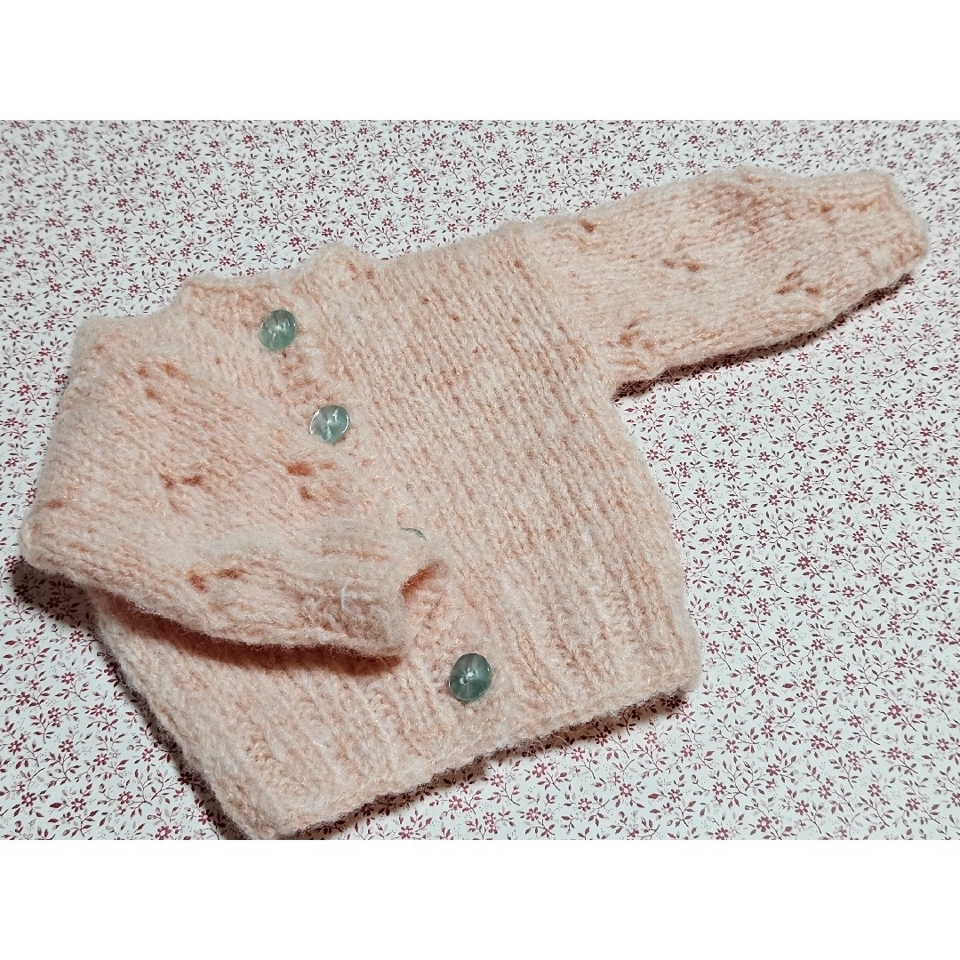 パオラレイナ　ハンドメイド　袖透かし編みニット ハンドメイドのぬいぐるみ/人形(その他)の商品写真