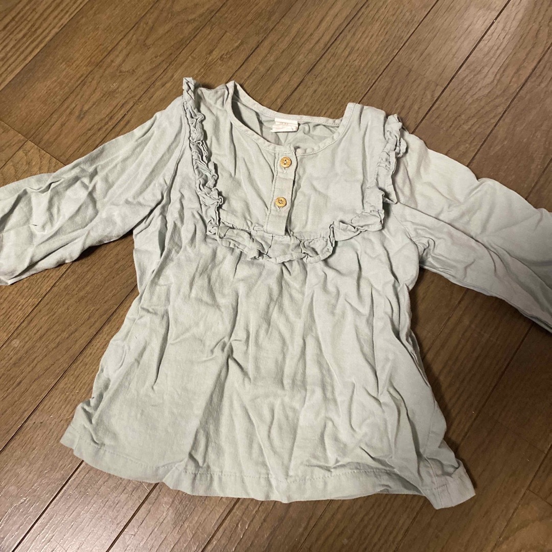 最終値下　フリルトップス　ブラウス　H &M  エイチアンドエム キッズ/ベビー/マタニティのキッズ服女の子用(90cm~)(Tシャツ/カットソー)の商品写真