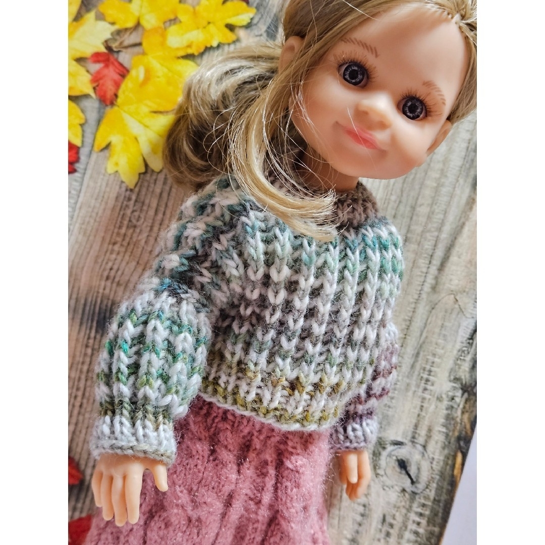 パオラレイナ　ハンドメイド　模様編みニットロングスカートコーデ ハンドメイドのぬいぐるみ/人形(その他)の商品写真