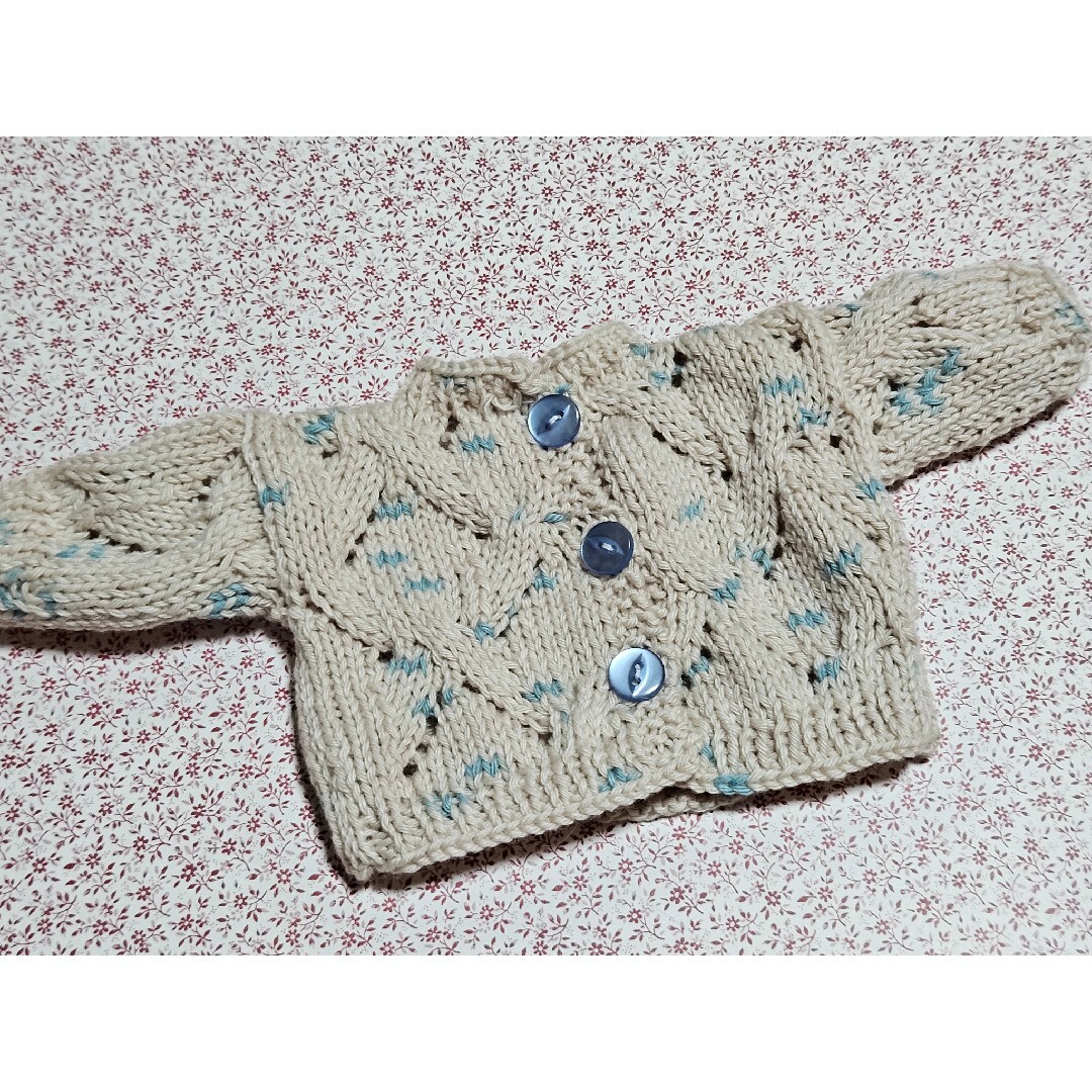 パオラレイナ　ハンドメイド　かすり染めニット ハンドメイドのぬいぐるみ/人形(その他)の商品写真