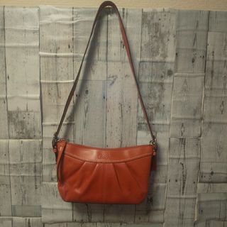 コーチ(COACH) ショルダーバッグ(オレンジ/橙色系)の通販 600点以上