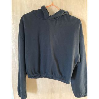 ザラ(ZARA)のZARA ショート　パーカー　黒　裏起毛　レッスン着　ザラ(パーカー)