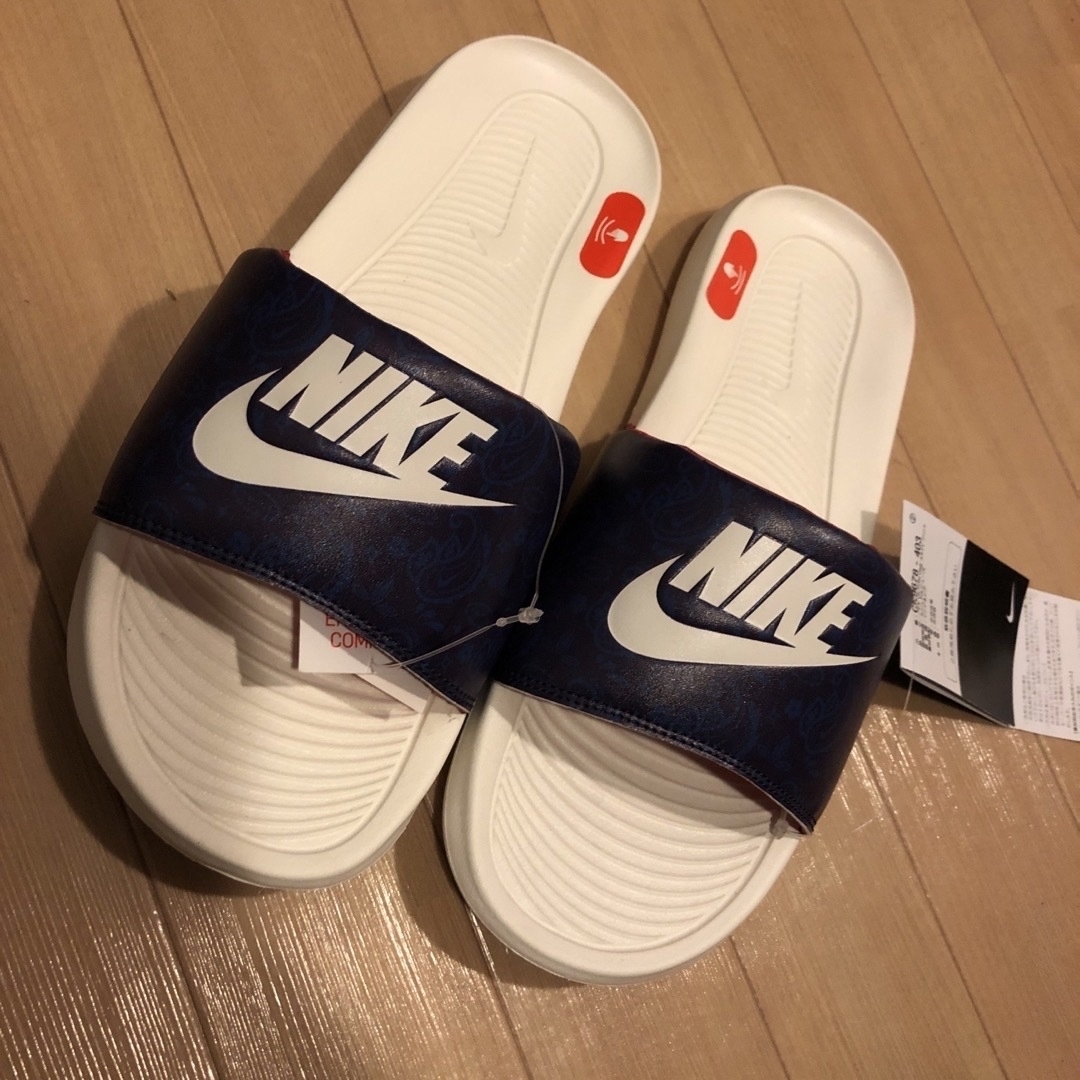 NIKE(ナイキ)の新品　27cm NIKEシャワーサンダル メンズの靴/シューズ(サンダル)の商品写真