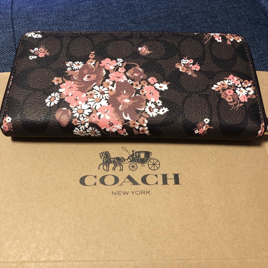 ☆新品未使用☆COACHコーチ長財布 シグネチャー花柄 ブラウン色