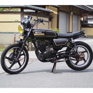 YB125SP カフェレーサー(車体)