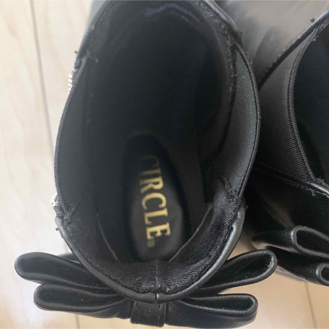 ショートブーツ　23cm リボン サークル　CIRCLE   キッズ/ベビー/マタニティのキッズ靴/シューズ(15cm~)(ブーツ)の商品写真