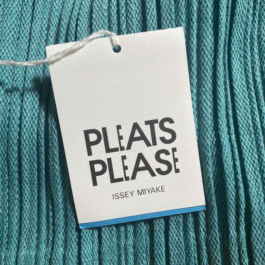 PLEATS PLEASE ISSEY MIYAKE - プリーツプリーズ トップス 半袖