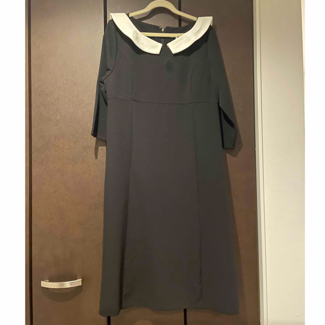 Regina(レジーナ)のレジーナ　神戸　ワンピース黒　42 Lサイズ　襟付き　上品　美スタイル レディースのワンピース(ひざ丈ワンピース)の商品写真