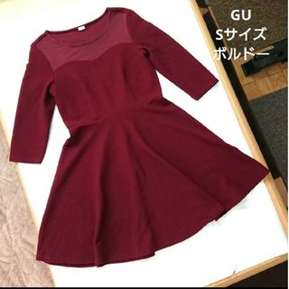 ジーユー(GU)の【Sサイズ】GU ジーユー 七分丈ワンピース ボルドー 秋服 膝上丈 ミニ丈 赤(ひざ丈ワンピース)