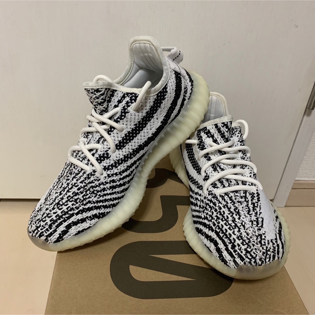 YEEZY（adidas） - アディダス yeezy boost 350 V2 24.5 ゼブラ CP9654